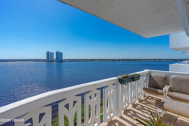 Bayshore #608-6