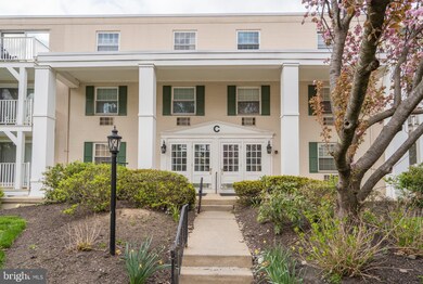 Lafayette Greene Condominium unit C58, Lafayette Hill, PA 19444 - photo 5