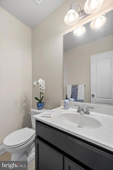 4410 Potomac Highlands Cir, Triangle, VA 22172 - photo 5