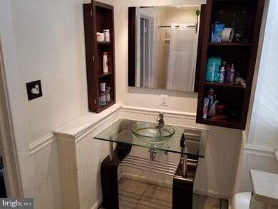 116 E Parkway Ave, Chester, PA 19013 - photo 5