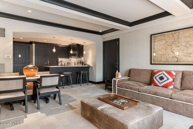 The Ritz-Carlton BG Residences 619-621 M