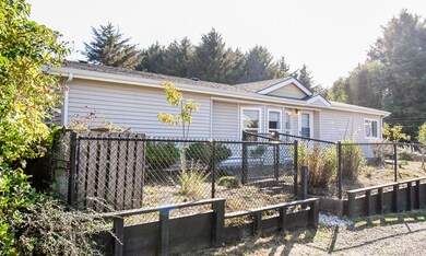 1508 SW Fleet Ave, Lincoln City, OR 97367 - photo 4