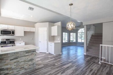 Breakfast Area-Kitchen