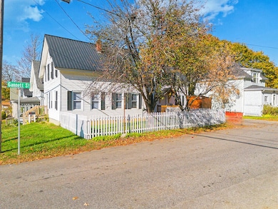 121 Cony St, Augusta, ME 04330 - photo 4