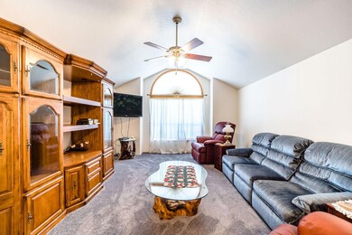 3057 Ruby Dr, Medford, OR 97504 - photo 7