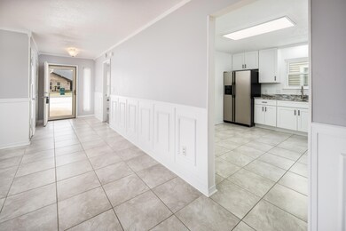 64 6th St_2023_02_23_035-Kitchen Front D