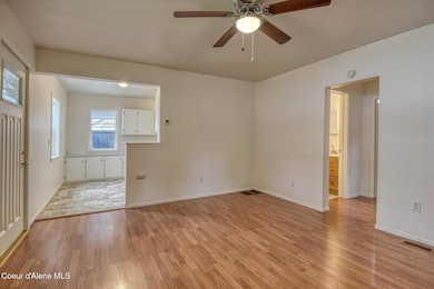 706 W Davidson Ave, Coeur D Alene, ID 83814 - photo 4