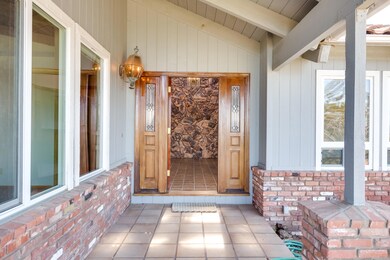 002_Front Door[1]
