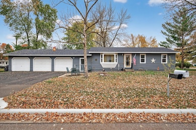 604 11th St N, Princeton, MN 55371 - photo 4