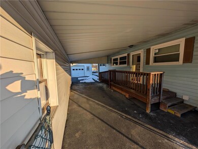 1514 Elayne St, Bethlehem, PA 18017 - photo 2