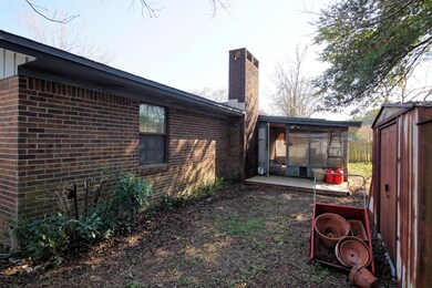 85 7th St _Rear View