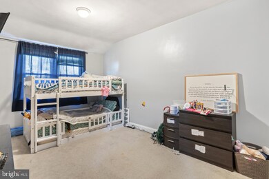 926 Palladi Dr, Halethorpe, MD 21227 - photo 6