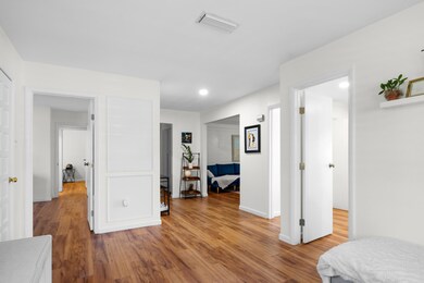 10647 Park View Cir, El Paso, TX 79935 - photo 5