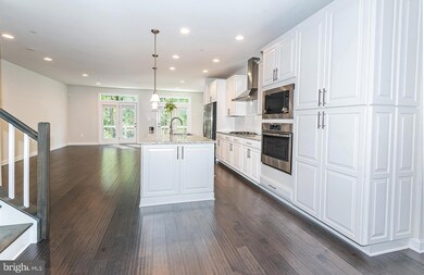 2711 Fredericksburg Rd, Hanover, MD 21076 - photo 7