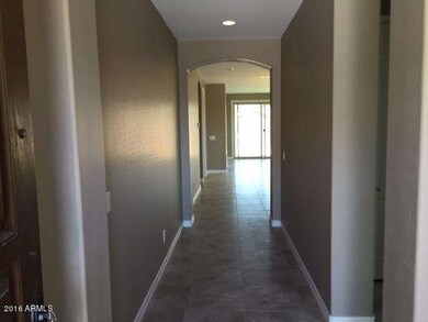 135 Foyer