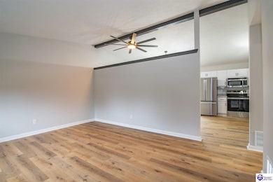 106 Jefferson St, Radcliff, KY 40160 - photo 4