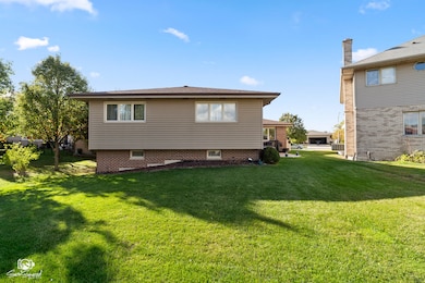 16455 Mayors Row, Orland Hills, IL 60487 - photo 6