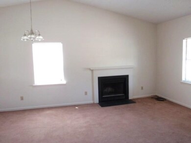 1807 Countrywood Blvd, Jacksonville, NC 28540 - photo 4