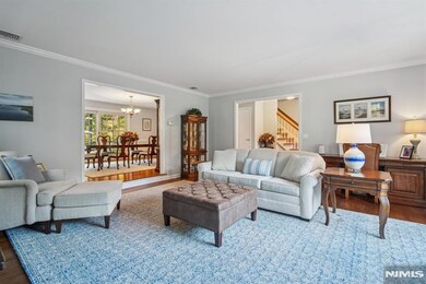 5 Glengorra Ct, Mahwah, NJ 07430 - photo 4