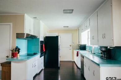 1808 1808 Blossom, Tyler, TX 75701 - photo 6