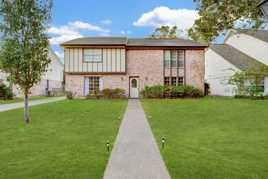 5007 Bayou Vista Dr, Houston, TX 77091 - photo 3