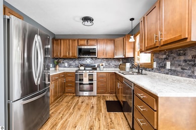 6405 E Allgaier Rd, Traverse City, MI 49684 - photo 4