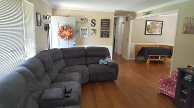 300 Oakdale St, Manchester, TN 37355 - photo 3