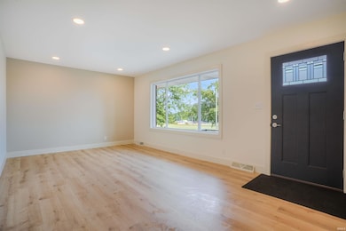 721 Smith Rd, Mount Vernon, IN 47620 - photo 5