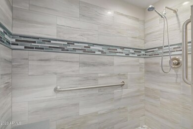 Large tile shower (roll in capability)