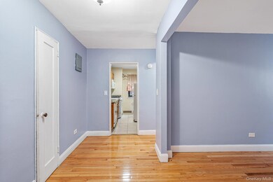 102-55 67th Rd unit 2V, Forest Hills, NY 11375 - photo 3