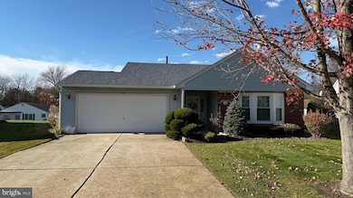 19 Fernwood Ct, Columbus, NJ 08022 - photo 2