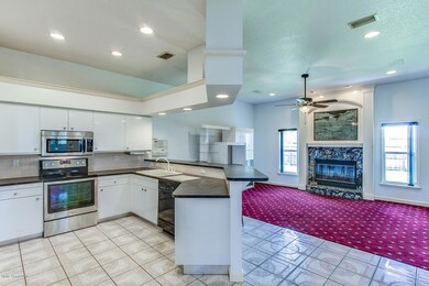 Kitchen/Family Room