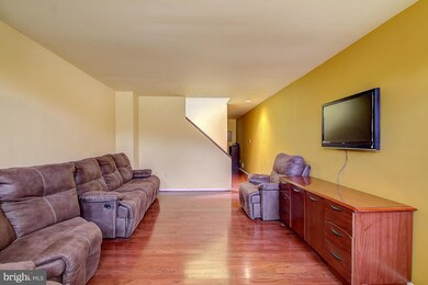 1618 Barclay St, Baltimore, MD 21202 - photo 2