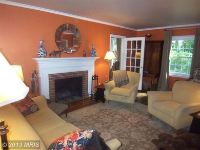 823 Empress Ct, Alexandria, VA 22308 - photo 6