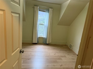 1008 E Denny Way, Seattle, WA 98122 - photo 7