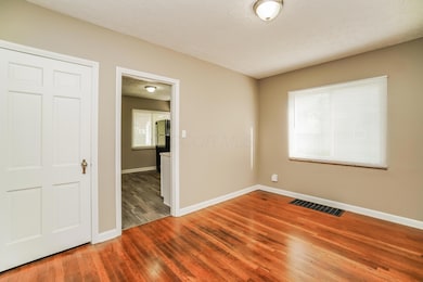 821 S Harris Ave, Columbus, OH 43204 - photo 5