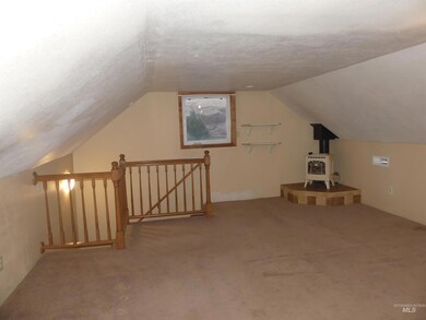 810 2nd St, Asotin, WA 99402 - photo 4