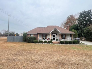 705 George Washington Blvd, Sumter, SC 29154 - photo 2