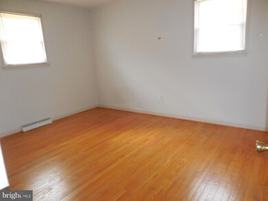 5708 Alan Dr, Clinton, MD 20735 - photo 4