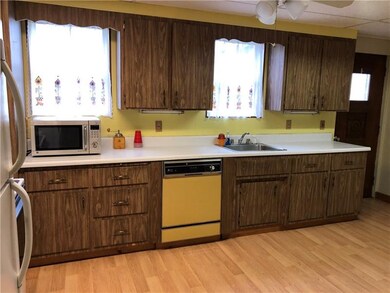 Another view of Kitchen!