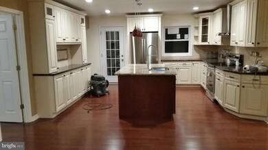 8765 Fort Smallwood Rd, Pasadena, MD 21122 - photo 7