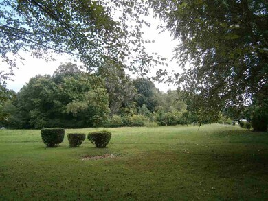 1304 Bridgewater Rd, Cordova, TN 38018 - photo 3