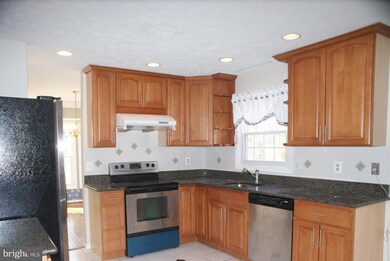 11540 Paramus Dr, North Potomac, MD 20878 - photo 4