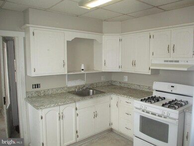 839 N 11th St, Reading, PA 19604 - photo 6