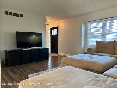 6361 Larocque Cir, Lansing, MI 48917 - photo 5