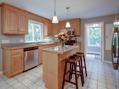 53 North St, Bellingham, MA 02019 - photo 3