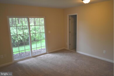 8324 Scotland Loop unit 30, Manassas, VA 20109 - photo 4