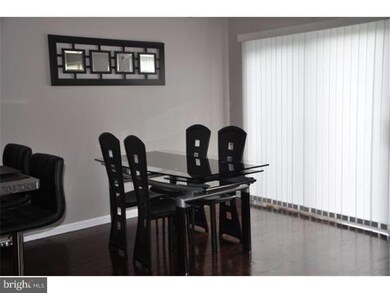 721 Dell Ct, Southampton, PA 18966 - photo 4