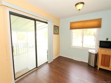 5 Apple Blossom Ln, Hendersonville, NC 28792 - photo 6