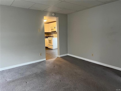 526 Broad St unit 7, Emmaus, PA 18049 - photo 7